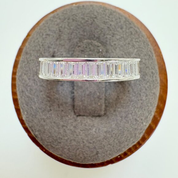 VTG Solid Sterling Silver 925 Cubic Zirconia Channel Set Band Ring Size 6.75 - Picture 1 of 10
